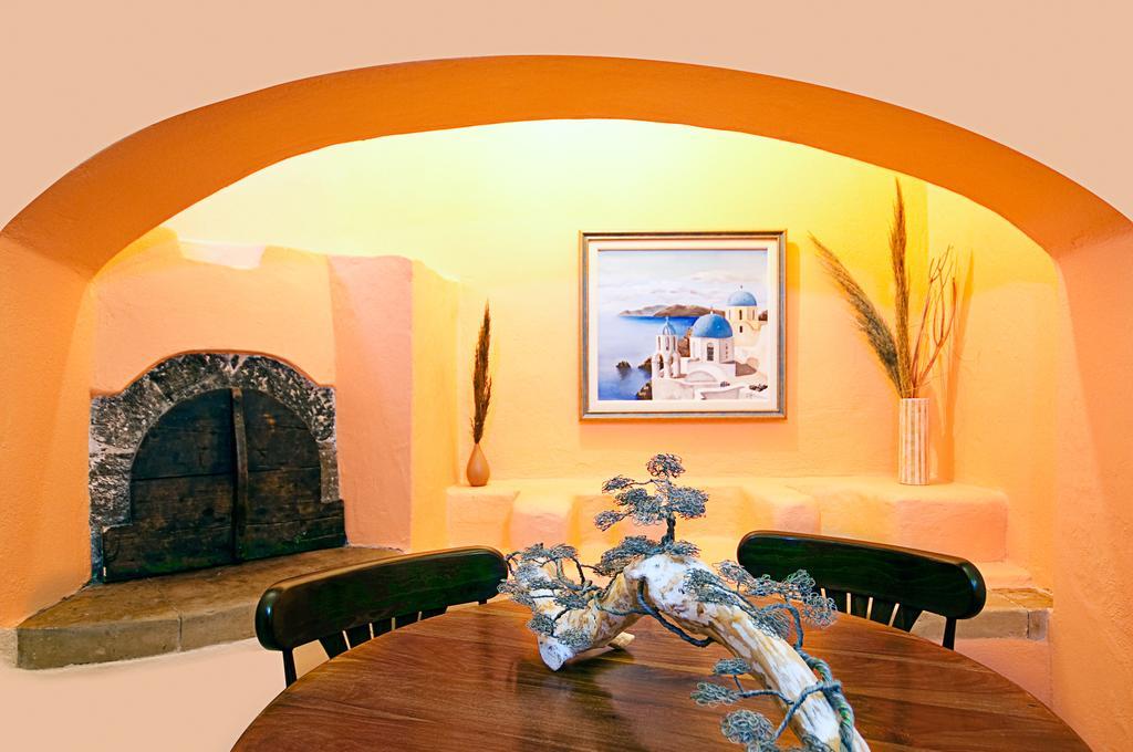 Hôtel Donna'S House Santorini à Pýrgos Extérieur photo