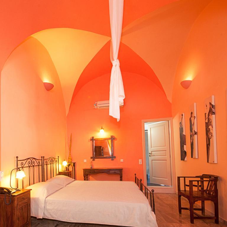 Hôtel Donna'S House Santorini à Pýrgos Extérieur photo